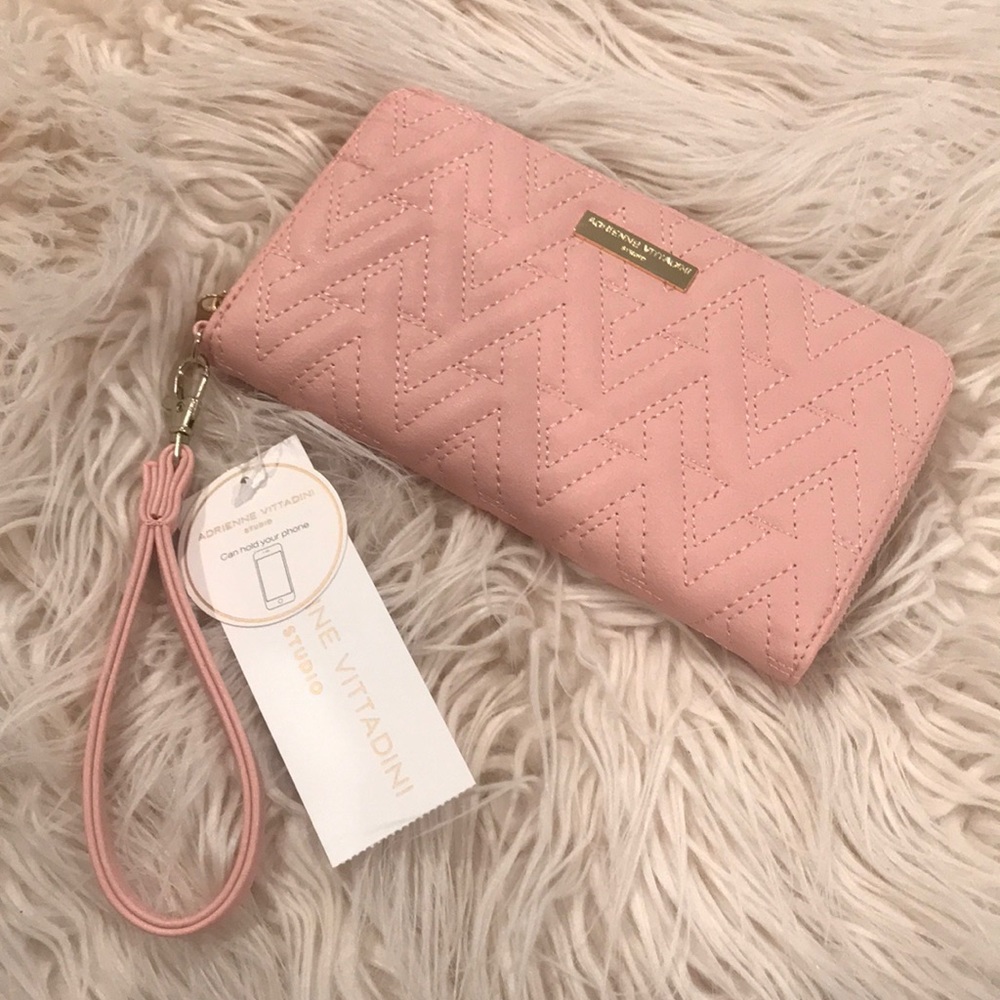 Wristlet wallet that holds phone!